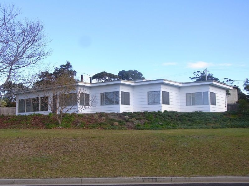 1 Bimmil Street, Eden NSW 2551