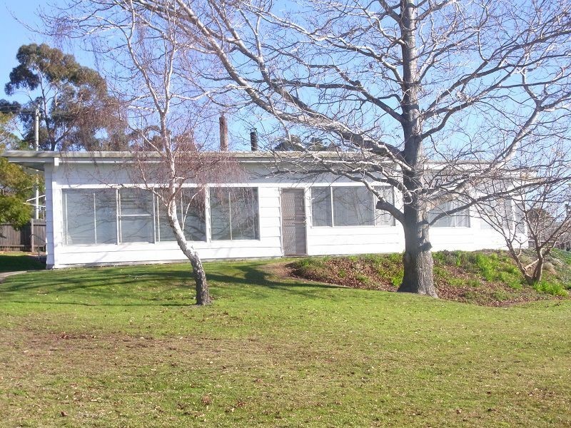 1 Bimmil Street, Eden NSW 2551