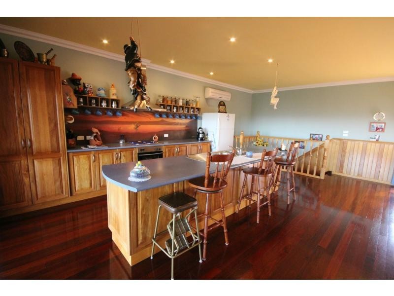 212 Princes Highway, Eden NSW 2551
