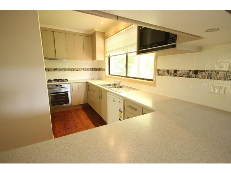 6 Banks Street, Eden NSW 2551