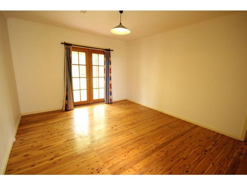 6 Banks Street, Eden NSW 2551