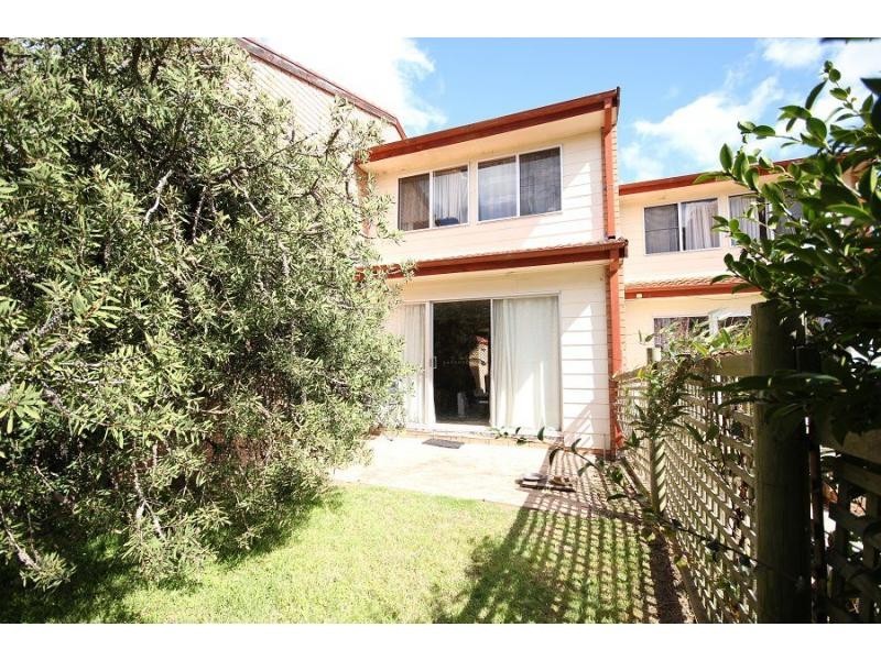 Unit 2/26 West Street, Eden NSW 2551