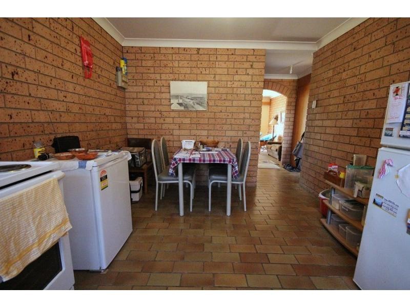 Unit 2/26 West Street, Eden NSW 2551