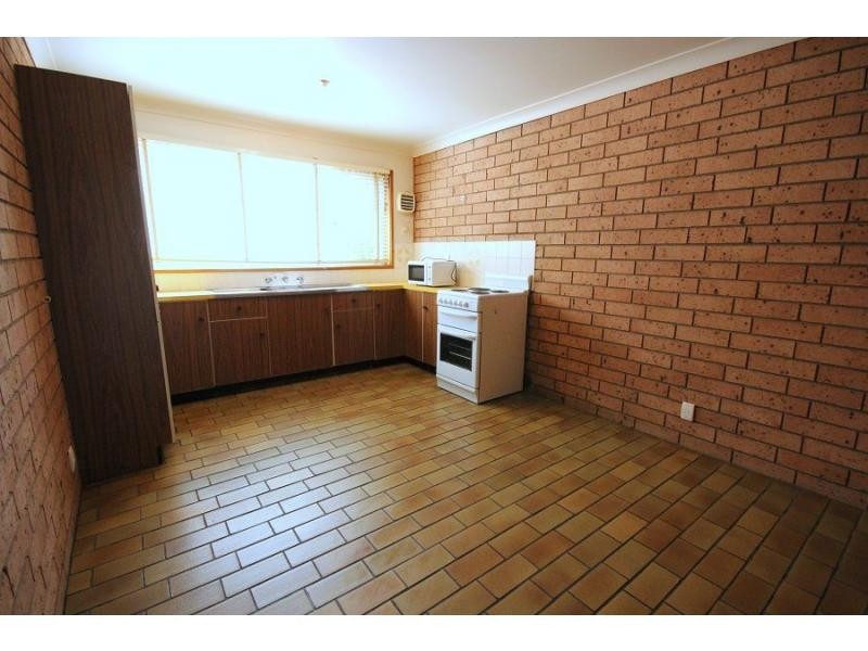 Unit 3/26 West Street, Eden NSW 2551