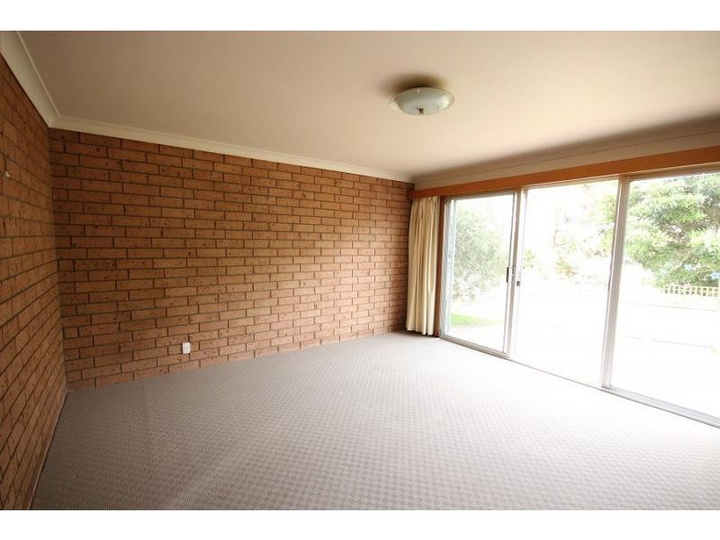 Unit 3/26 West Street, Eden NSW 2551