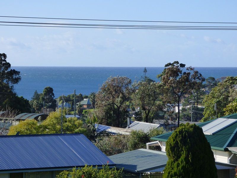 7 Flinders Street, Eden NSW 2551