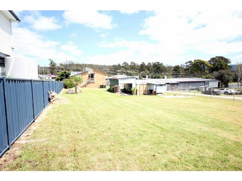 84 Imlay Street, Eden NSW 2551