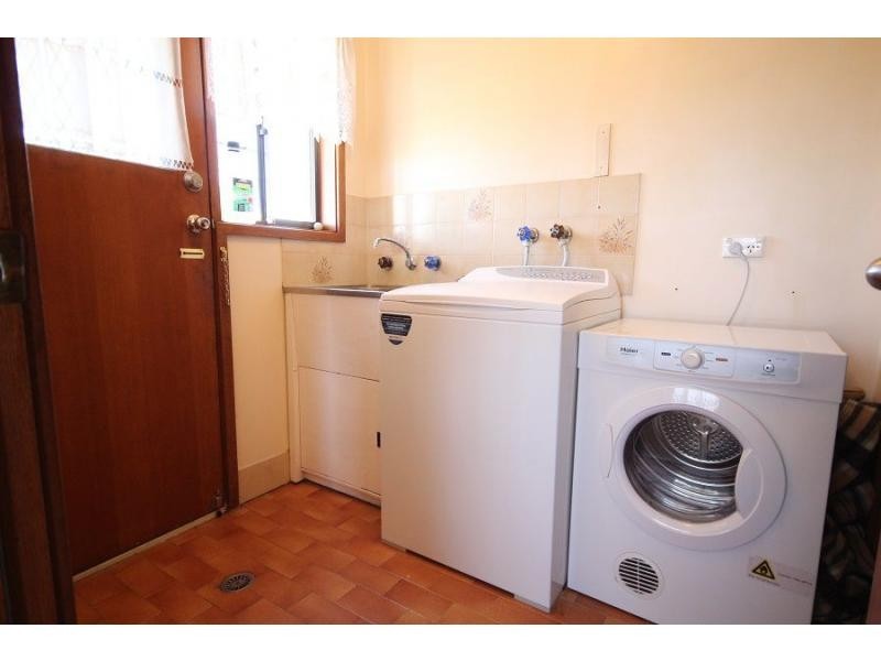 84 Imlay Street, Eden NSW 2551