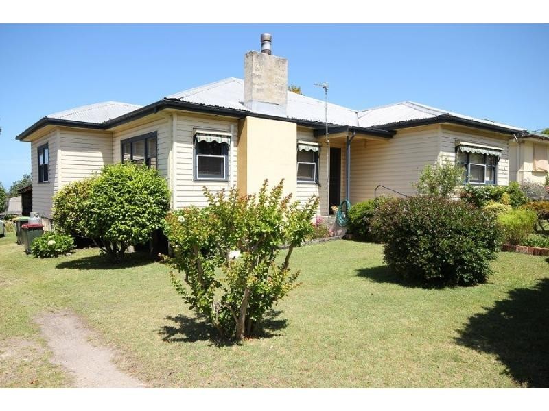 8 Calle Calle Street, Eden NSW 2551