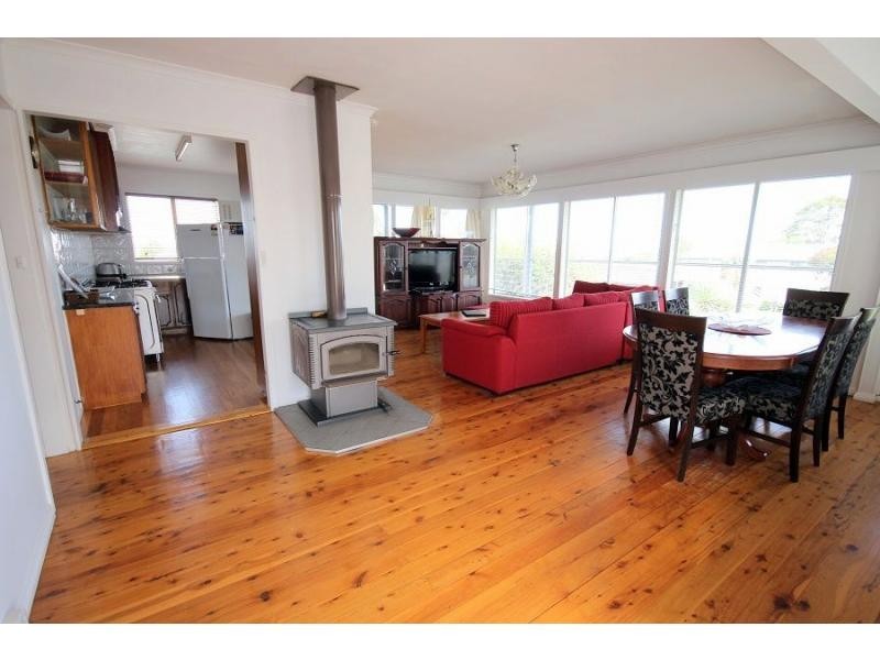 9A Bass Street, Eden NSW 2551