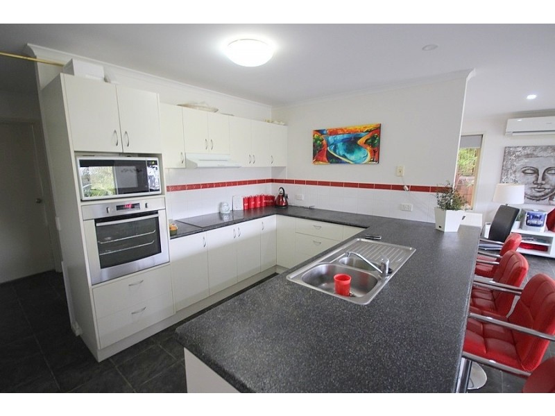 2/3A Krista Lee Court, Tura Beach NSW 2548