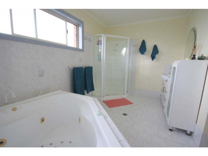 6 Little Bimmil Street, Eden NSW 2551