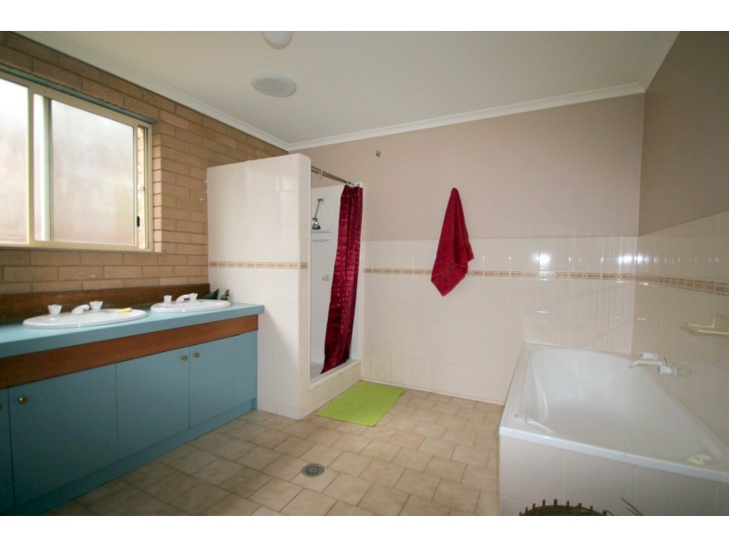 6 Little Bimmil Street, Eden NSW 2551