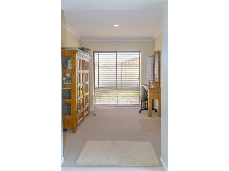 15 Wave St, Eden NSW 2551