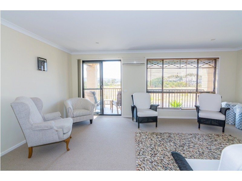 15 Wave St, Eden NSW 2551