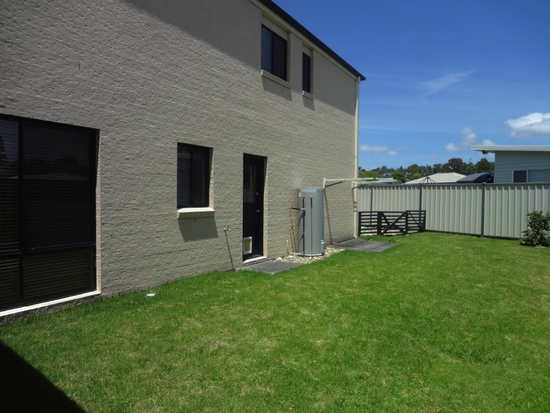 15 Wave St, Eden NSW 2551