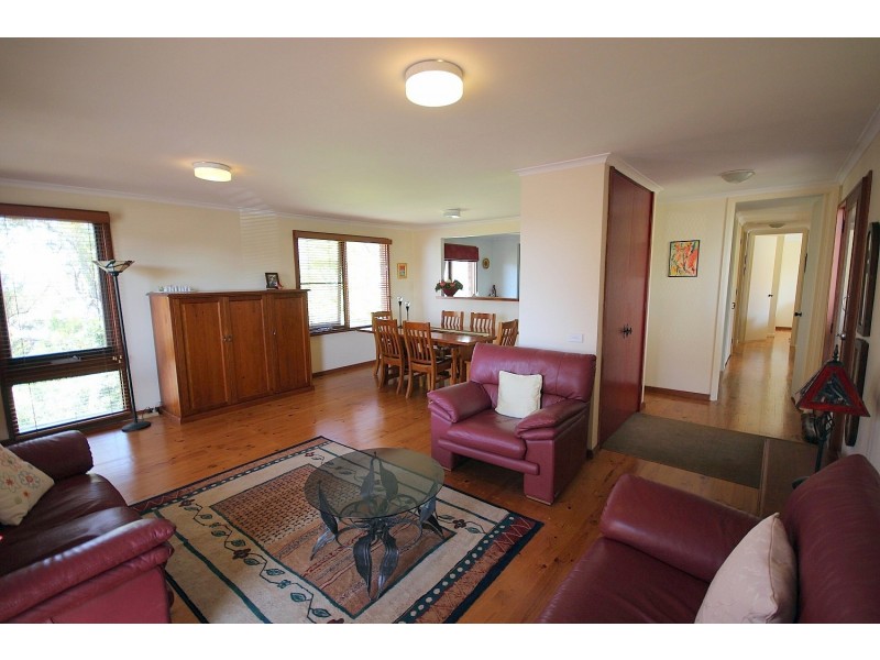 16 Bay St, Eden NSW 2551