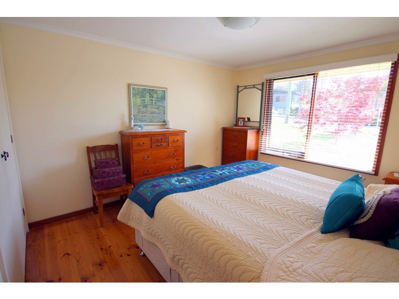 16 Bay St, Eden NSW 2551