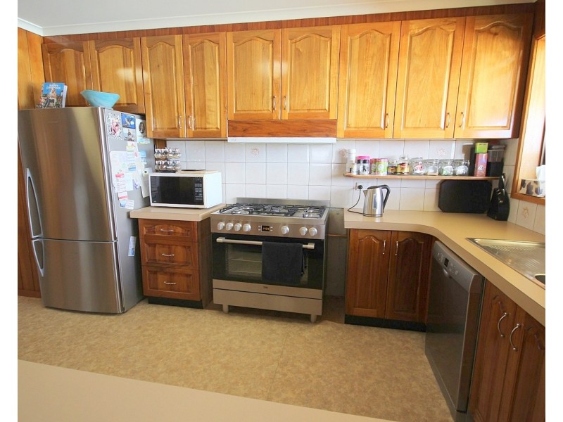 87 Bungo St, Eden NSW 2551