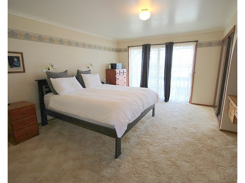 87 Bungo St, Eden NSW 2551