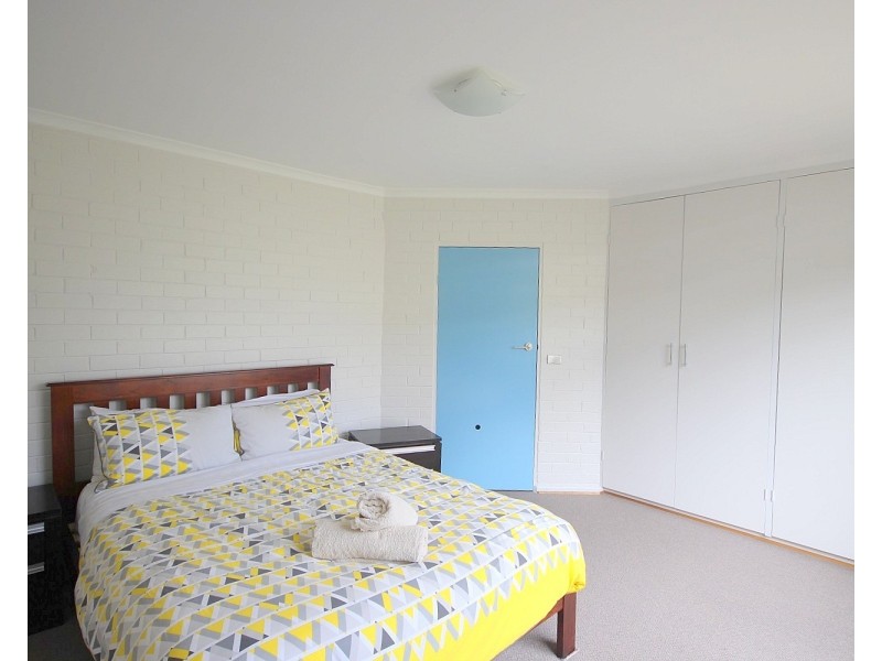 2/184 Imlay St, Eden NSW 2551