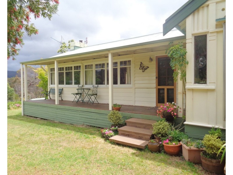21 Bindaree Rd, Lochiel NSW 2549