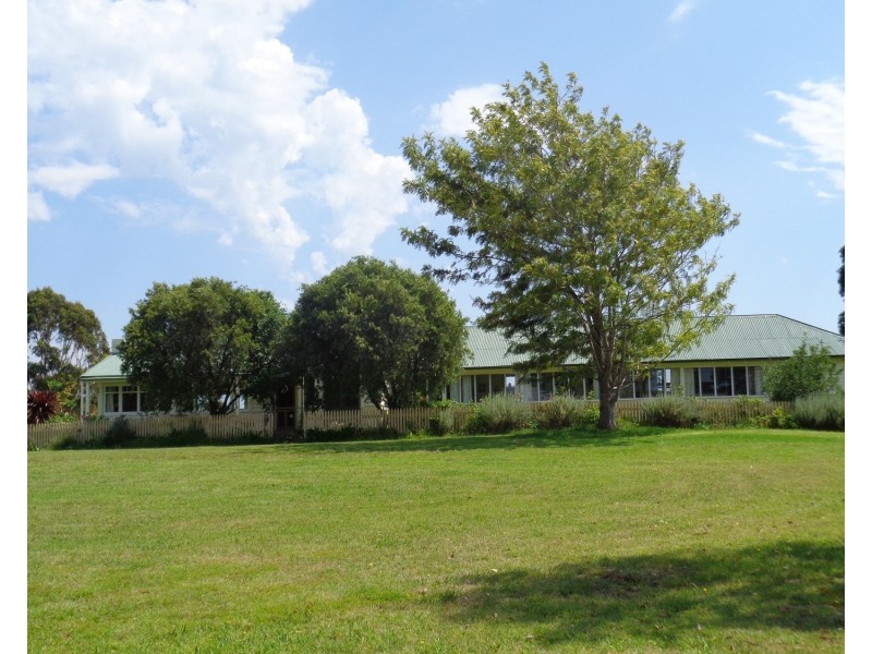 21 Bindaree Rd, Lochiel NSW 2549