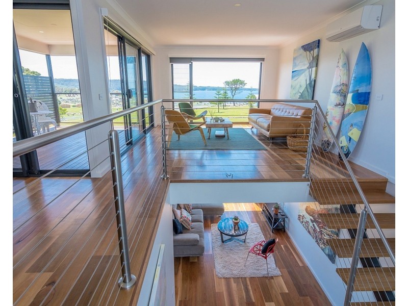 3/10 Lake Street, Eden NSW 2551