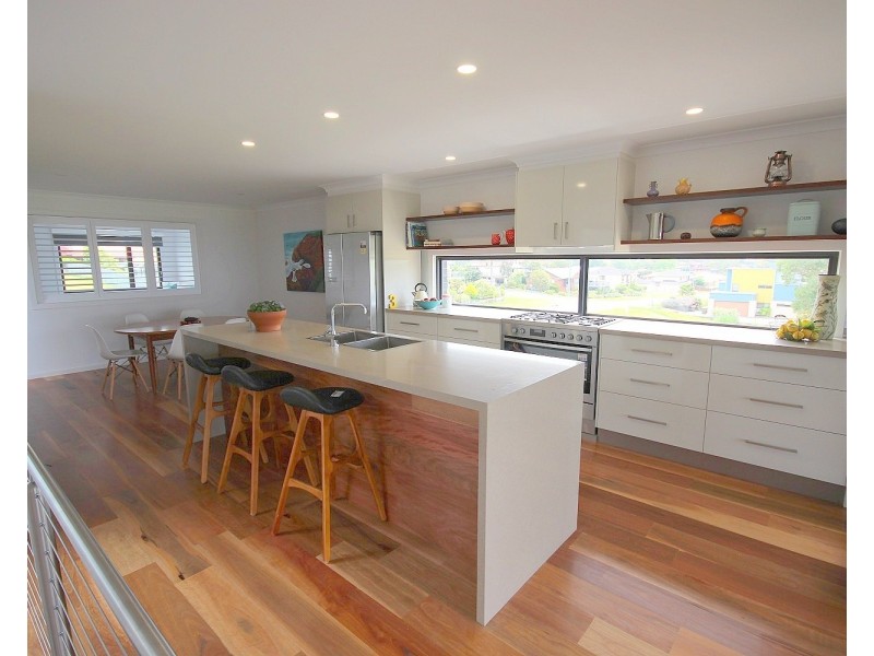 3/10 Lake Street, Eden NSW 2551