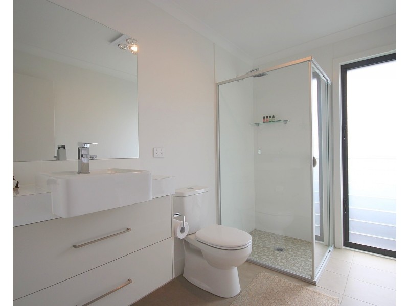 3/10 Lake Street, Eden NSW 2551