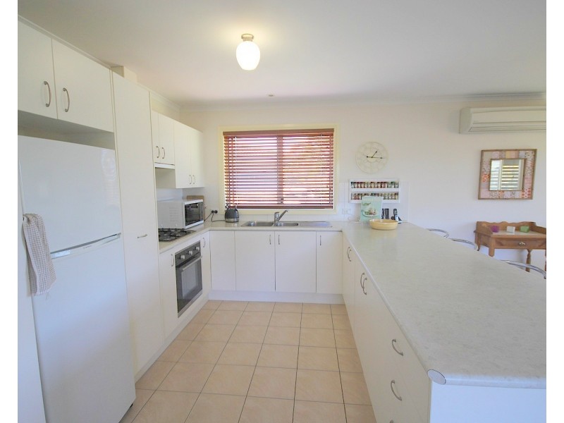 11 Kingfisher Cct, Eden NSW 2551