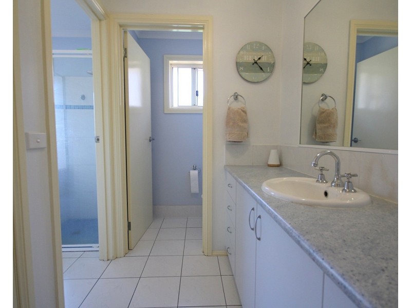 11 Kingfisher Cct, Eden NSW 2551