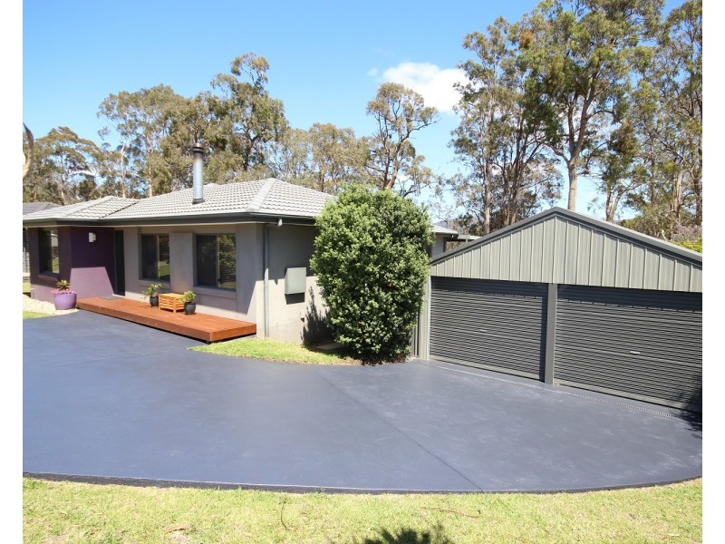 11 Kingfisher Cct, Eden NSW 2551