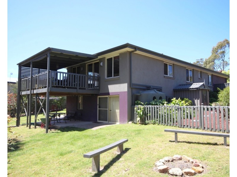11 Kingfisher Cct, Eden NSW 2551