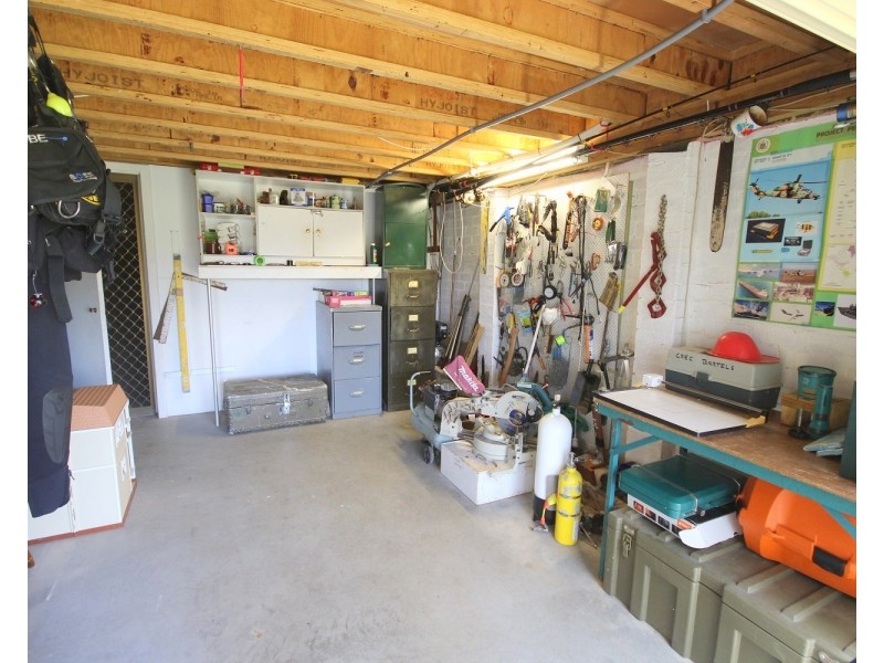 11 Kingfisher Cct, Eden NSW 2551