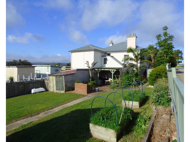 157 Imlay St, Eden NSW 2551