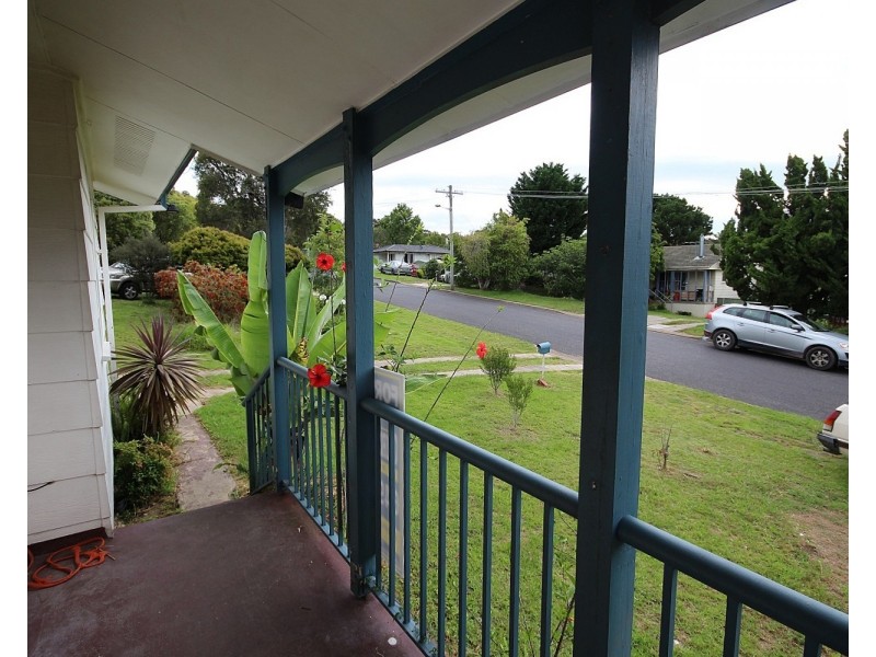 2 Botany St, Eden NSW 2551