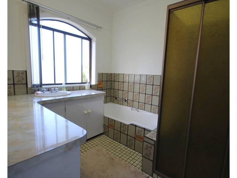 8 Bimmil St, Eden NSW 2551