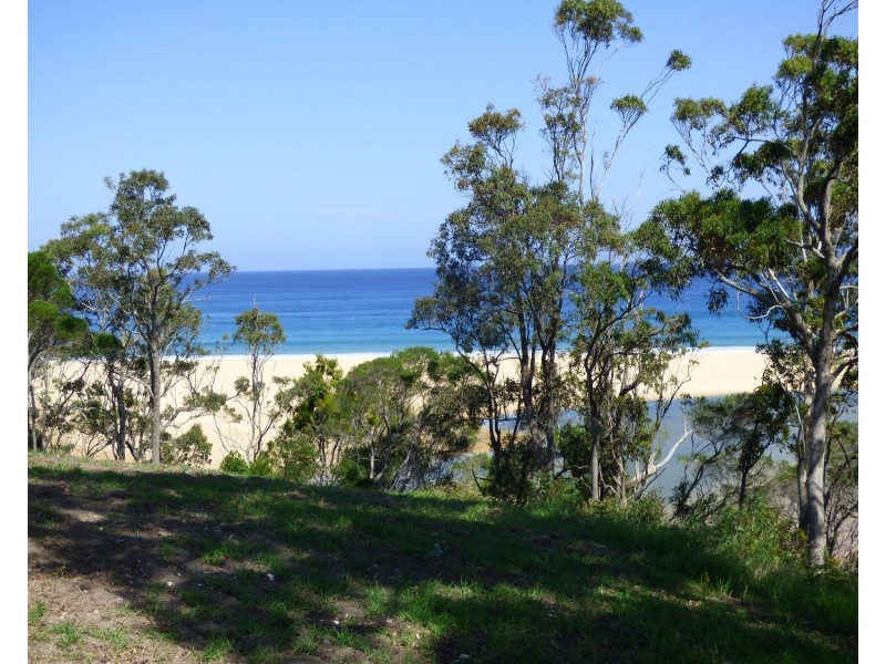 32 Trumpeter Ave, Eden NSW 2551