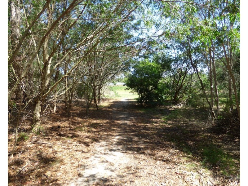 32 Trumpeter Ave, Eden NSW 2551