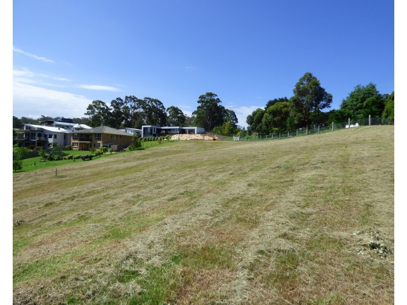 32 Trumpeter Ave, Eden NSW 2551