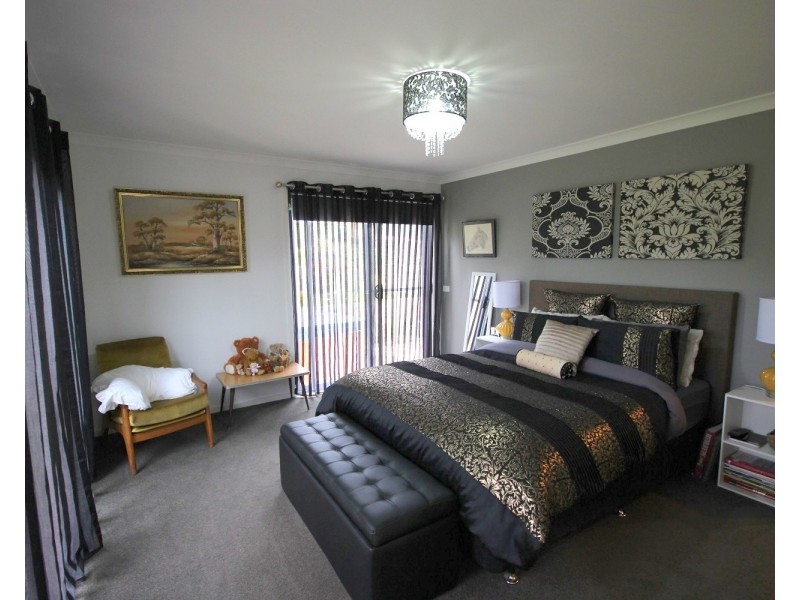 37 Trumpeter Ave, Eden NSW 2551