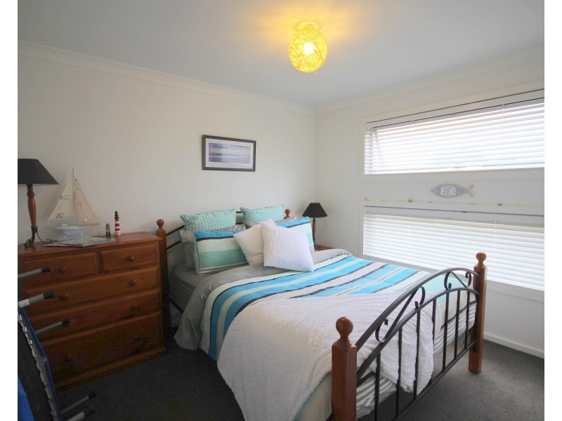 37 Trumpeter Ave, Eden NSW 2551