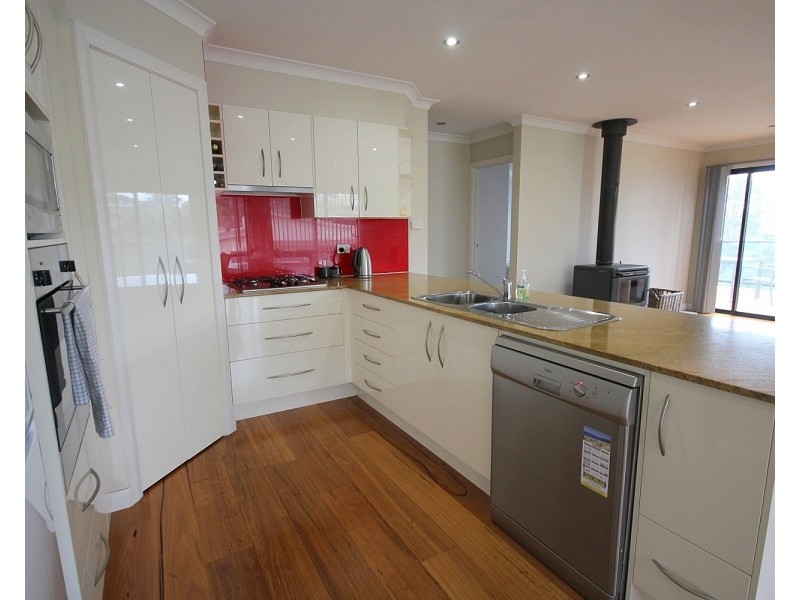 15 Marlin Ave, Eden NSW 2551