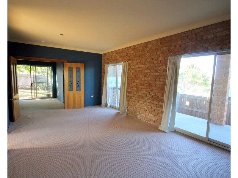 9 Chandos St, Eden NSW 2551