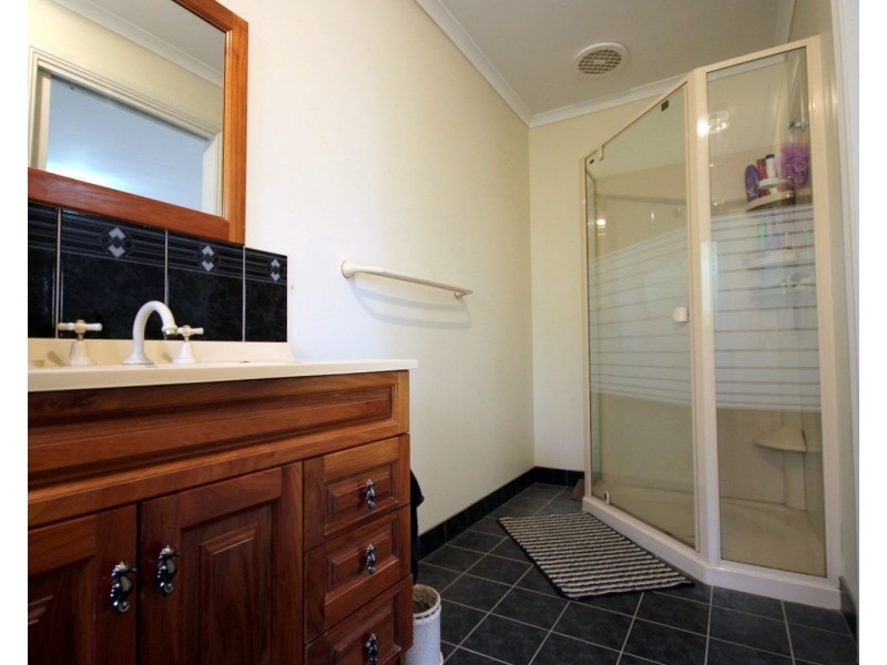 13 Stanley St, Eden NSW 2551