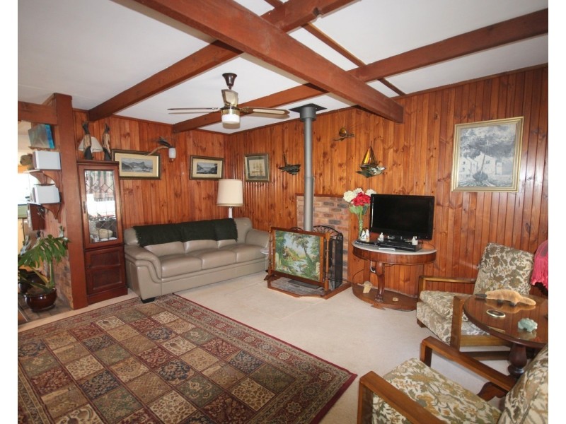 8 View St, Eden NSW 2551