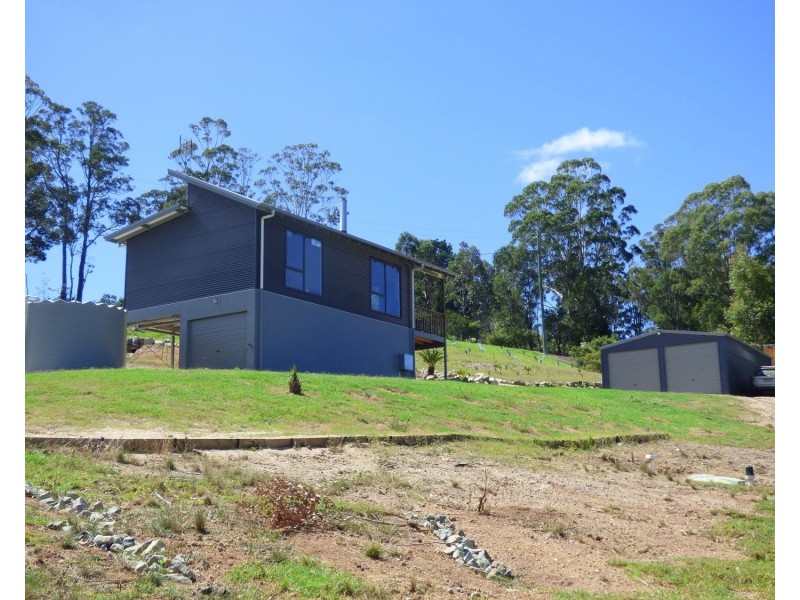 16 Allira Lane, Eden NSW 2551