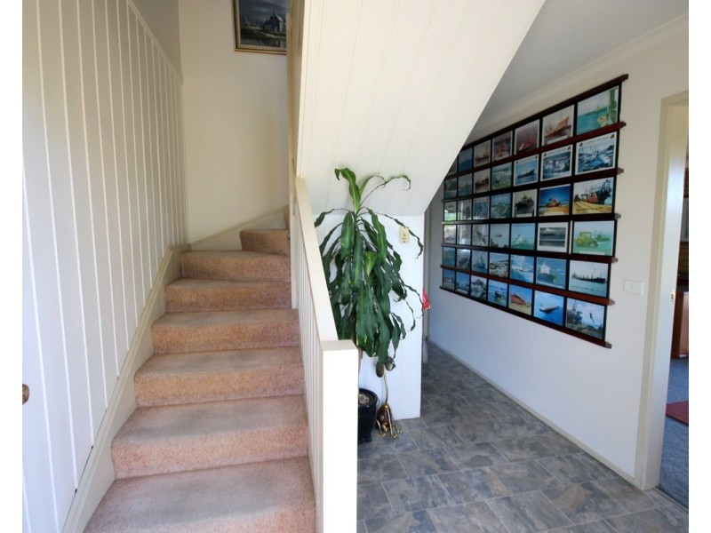 1 Fishermens Ct, Eden NSW 2551