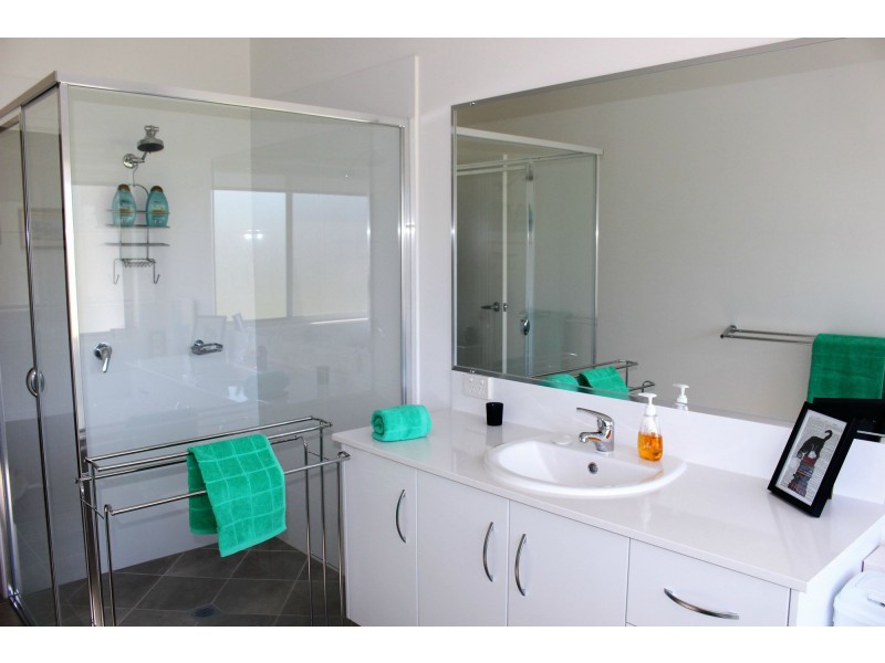 15 Moonlight Circuit, Gloucester NSW 2422